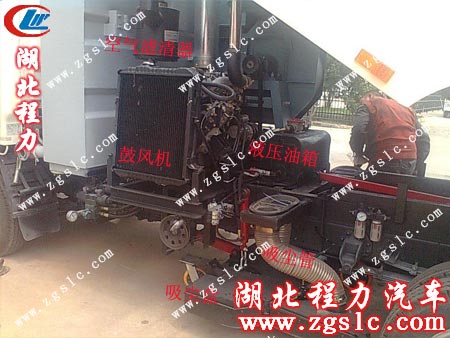 東風(fēng)小霸王吸塵車內(nèi)部配置圖文解析 東風(fēng)小霸王吸塵車內(nèi)部配置圖文解析