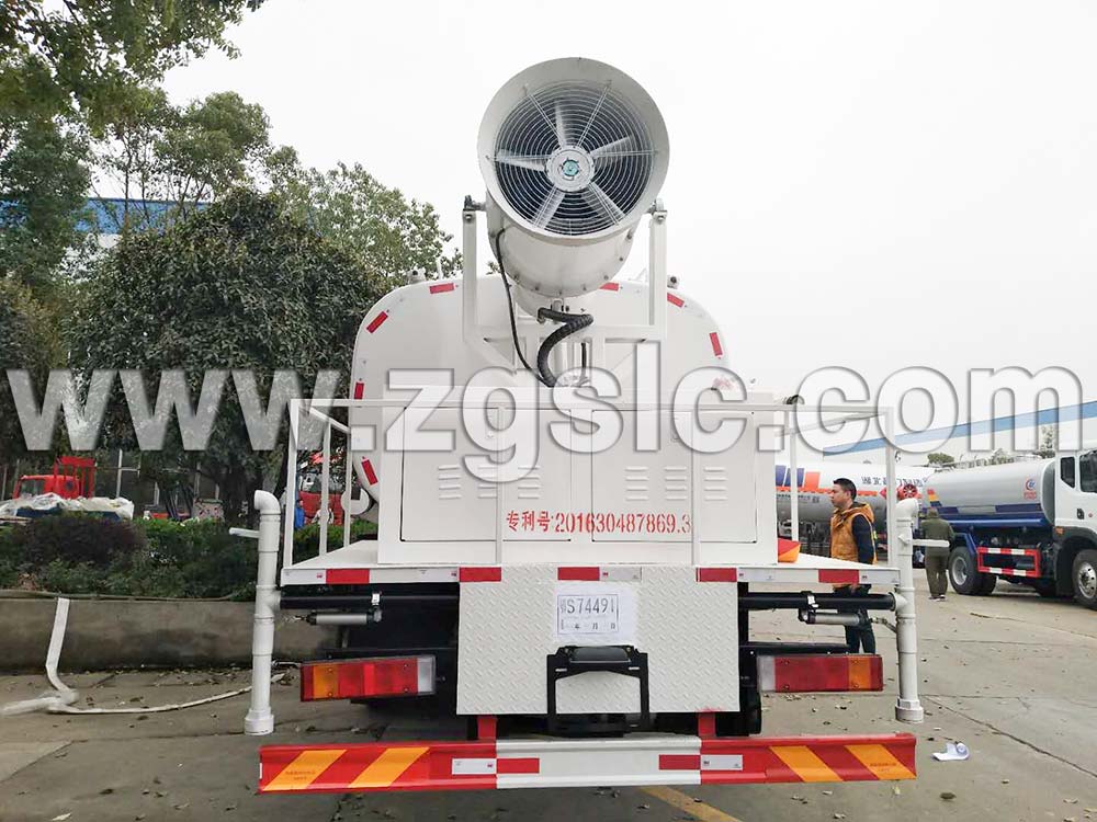 湖北程力集團(tuán)東風(fēng)T5抑塵車