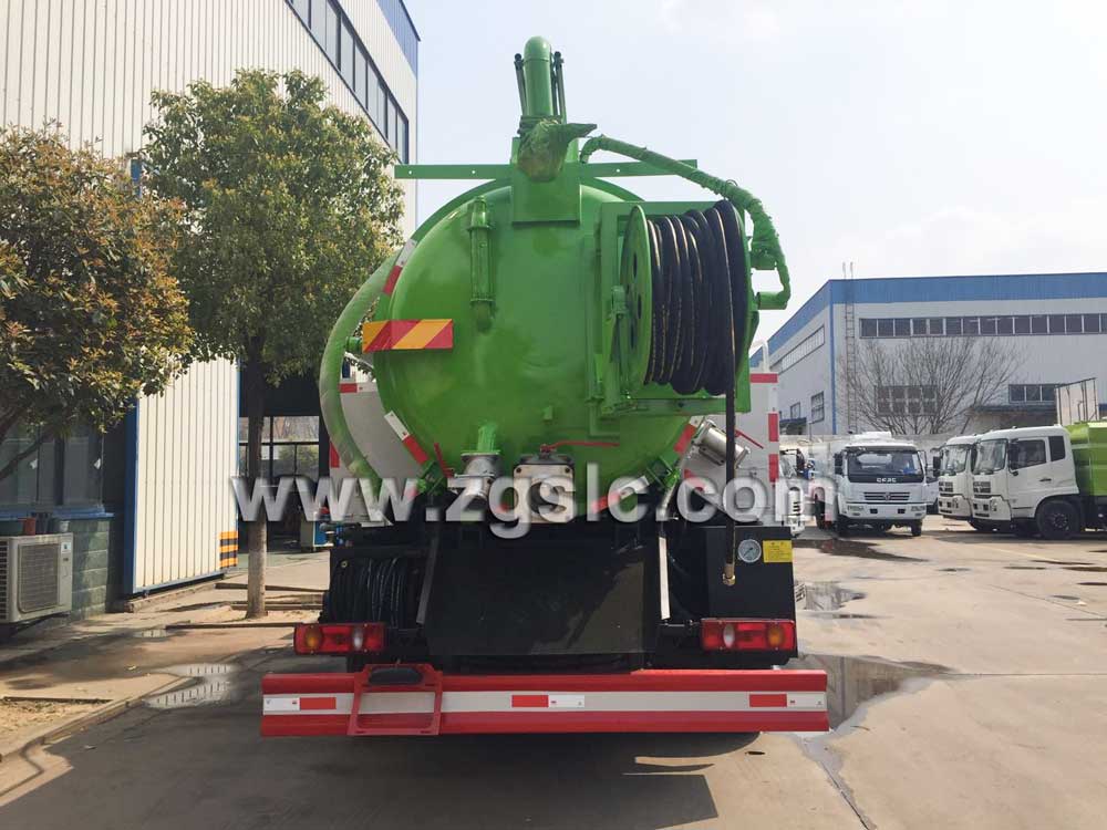 湖北程力東風(fēng)天錦清洗吸污車(chē)（國(guó)五）