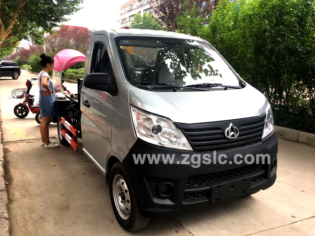 湖北程力長(zhǎng)安3方勾臂垃圾車