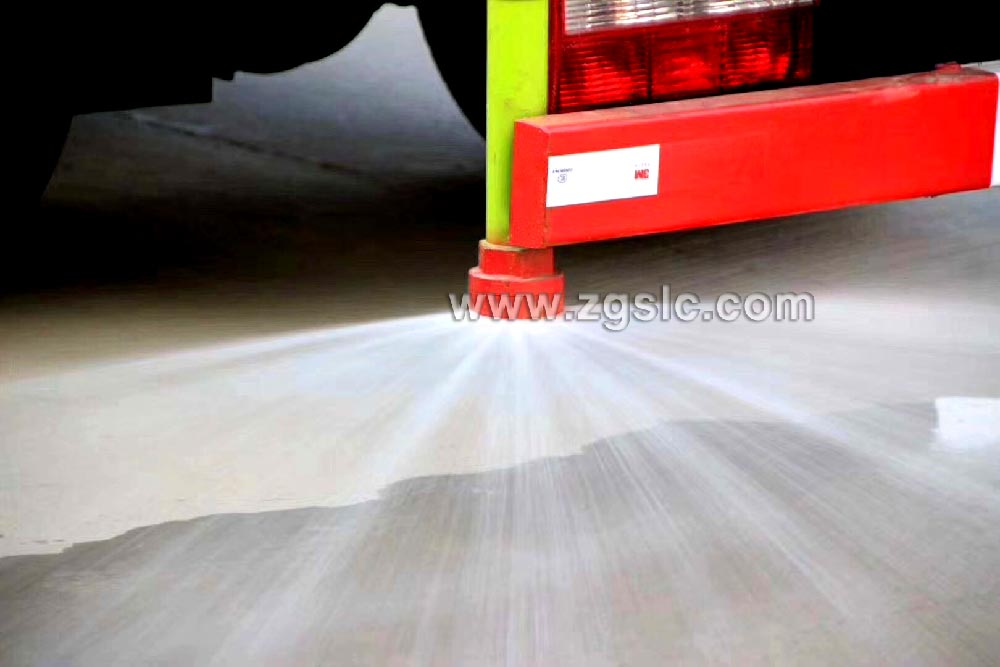 程力東風(fēng)小多利卡藍牌抑塵/噴霧車（國五）