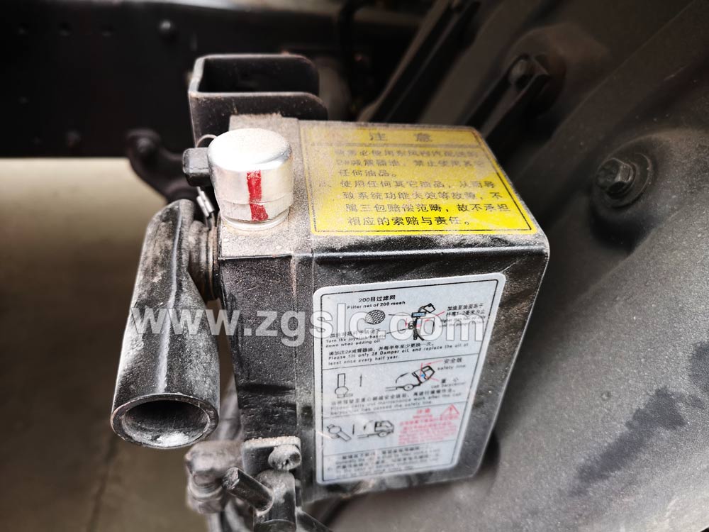 東風(fēng)乘龍爆破器材運(yùn)輸車（國五）