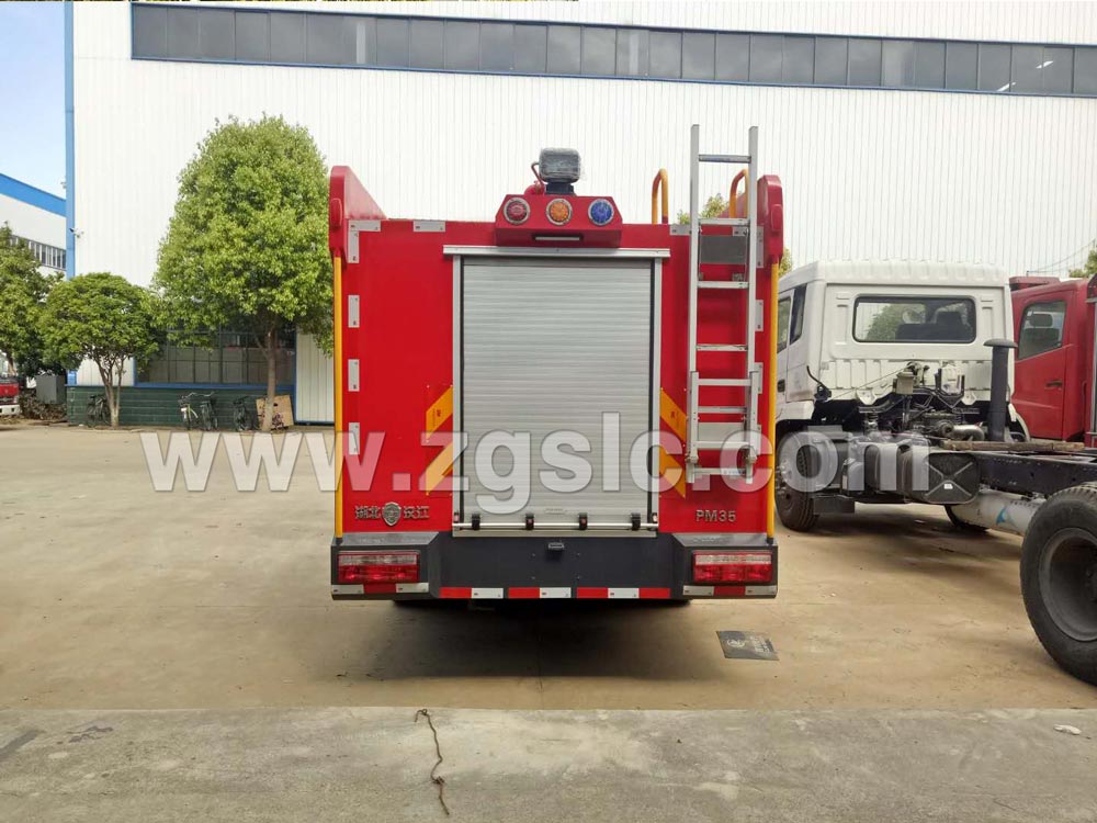 東風大多利卡水罐消防車（國五）