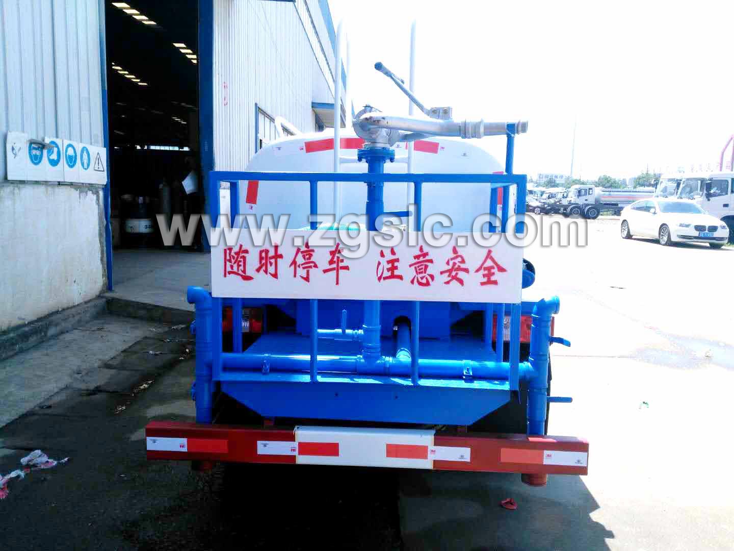 程力2.5方藍牌福田小卡之星灑水車（國五）