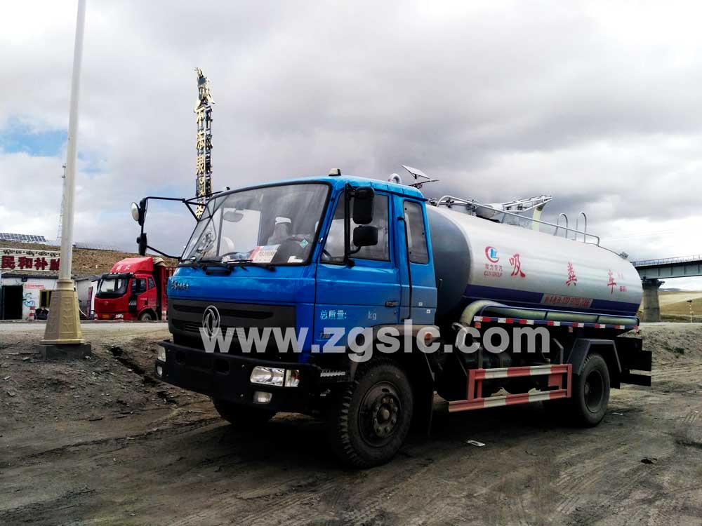 湖北程力東風145吸糞車（國五）