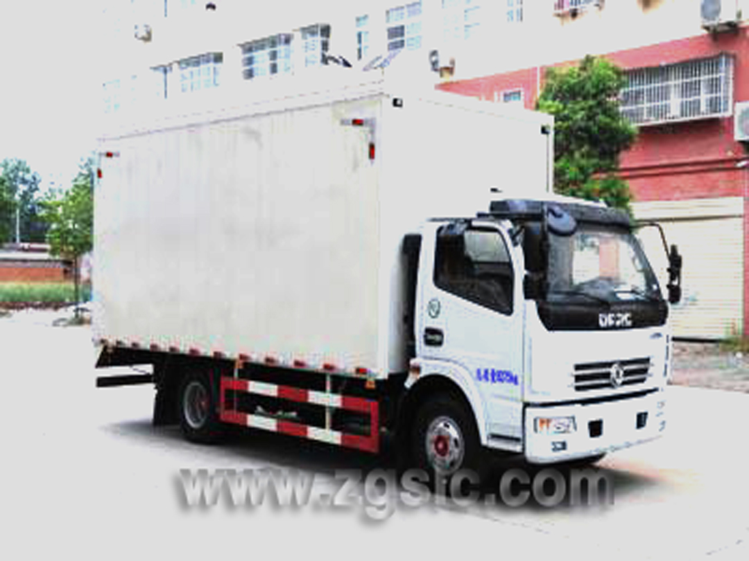 東風大多利卡舞臺車