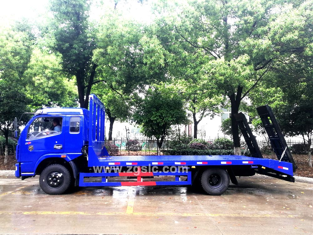 程力東風(fēng)多利卡黃牌挖機平板運輸車（國五）