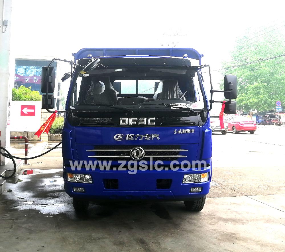 程力東風(fēng)多利卡黃牌挖機平板運輸車（國五）