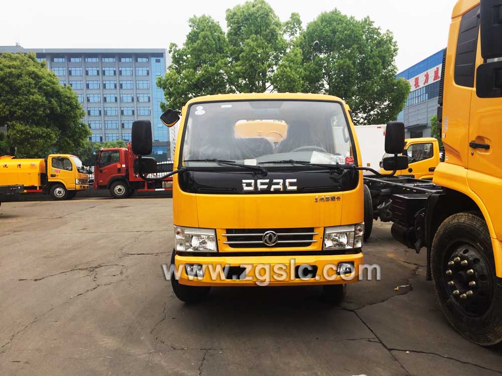 湖北程力東風小多利卡高壓清洗車（國五）