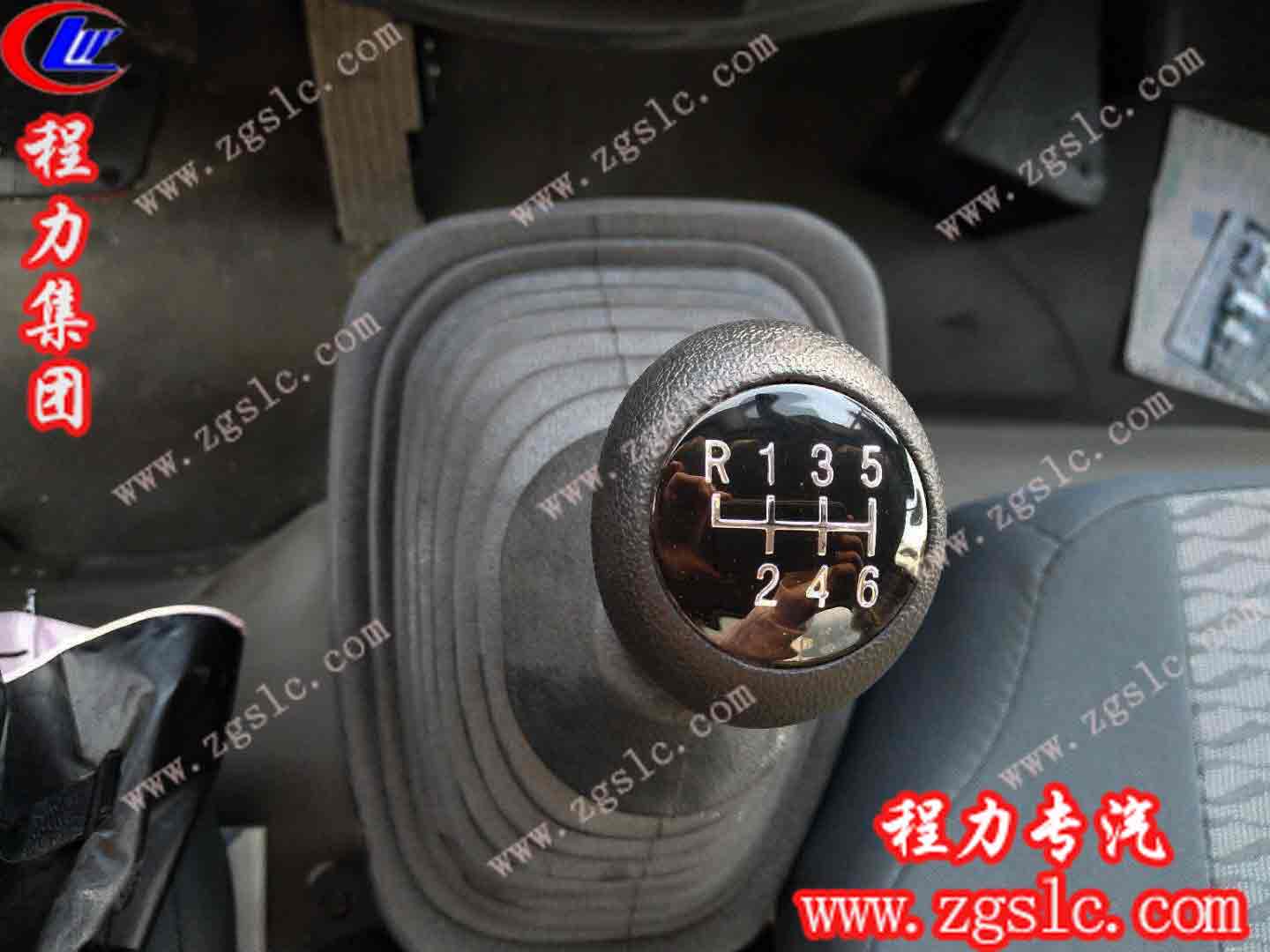 東風大多利卡污水處理車