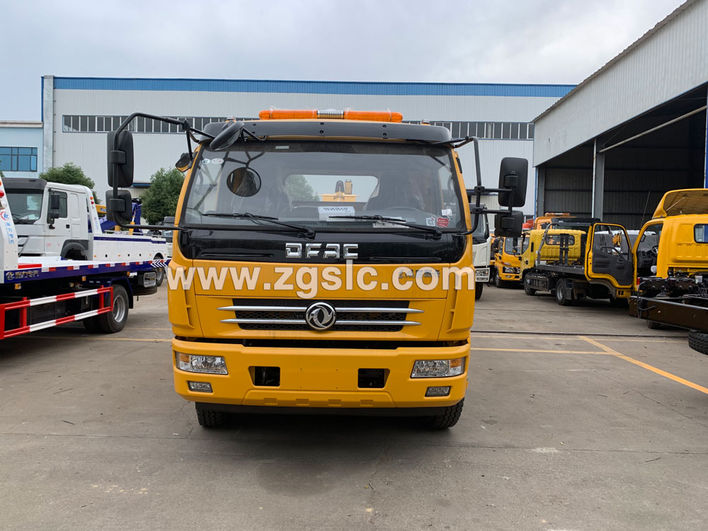 東風多利卡D8聯體一拖一清障車_東風多利卡D8聯體一拖一清障車生產廠家