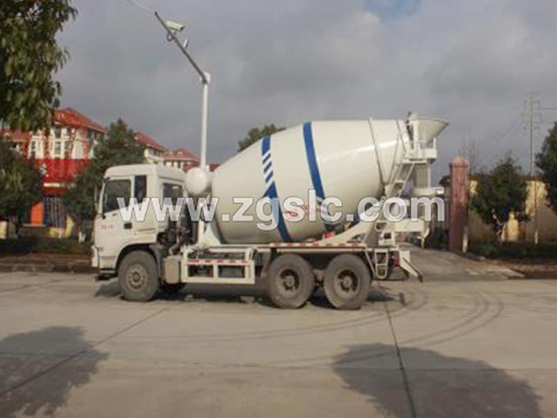 東風6方混凝土攪拌運輸車（國五）-那家質(zhì)量好