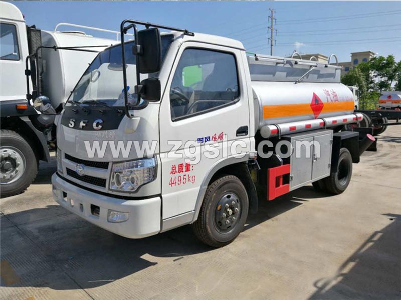 湖北程力時風2.5方加油車-廠家價格 湖北程力時風2.5方加油車-廠家價格