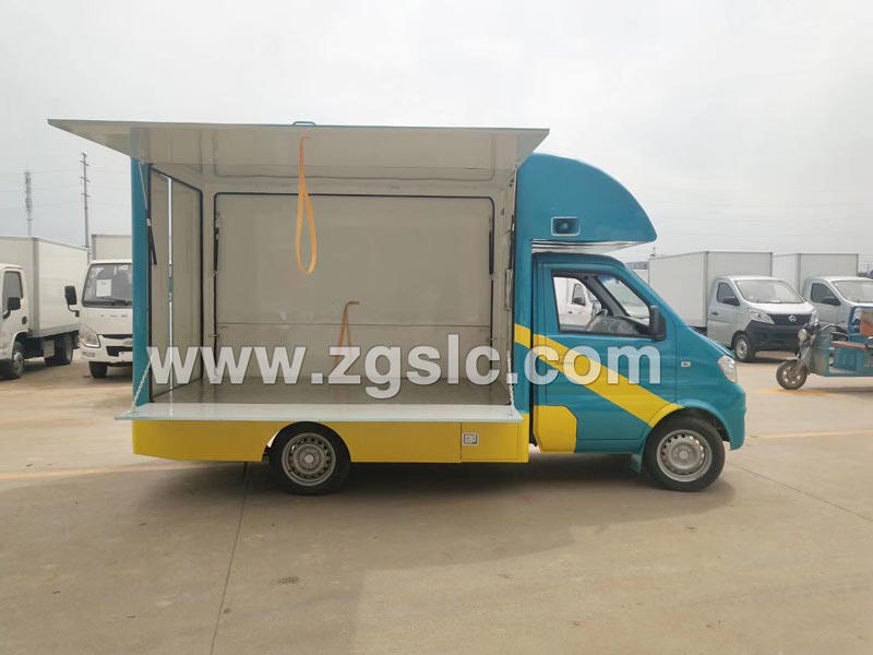 東風(fēng)移動售貨車 東風(fēng)移動售貨車