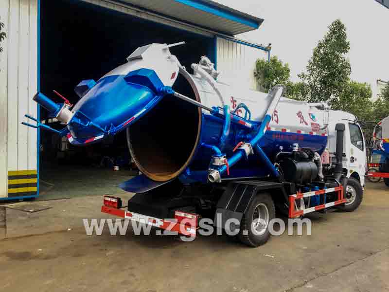 東風(fēng)大多利卡吸污車