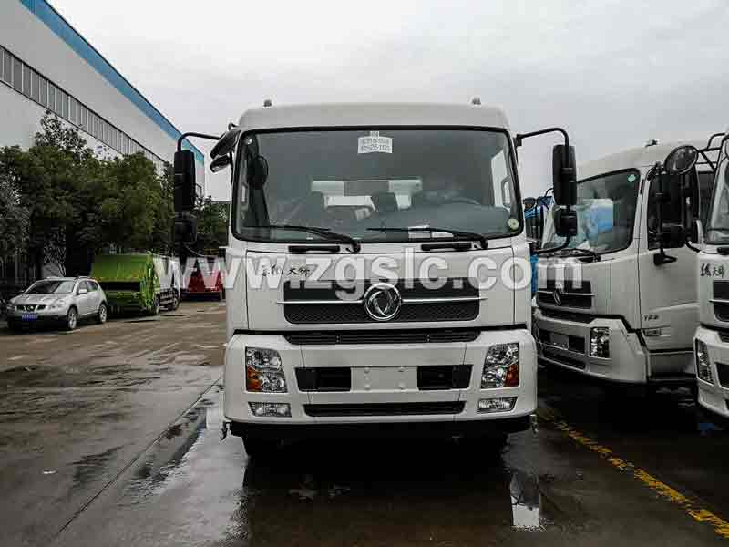 東風(fēng)天錦洗掃車 東風(fēng)天錦洗掃車