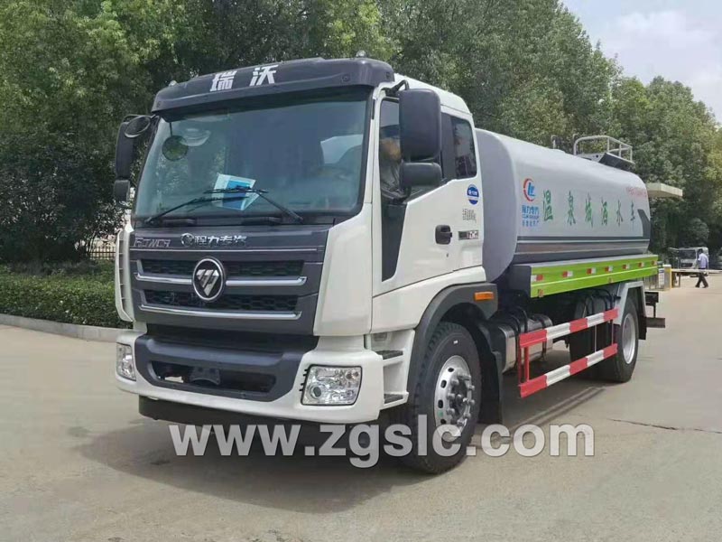 程力集團(tuán)福田瑞沃灑水車 程力集團(tuán)福田瑞沃灑水車