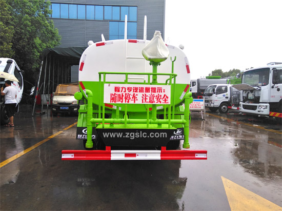 國六9.2方東風凱普特K7灑水車_國六灑水車