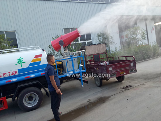 噴霧車(chē)圖片 噴霧車(chē)圖片