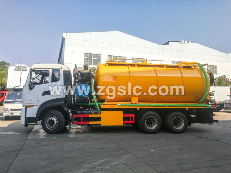 程力專用汽車股份有限公司東風天龍吸污車 程力專用汽車股份有限公司東風天龍吸污車