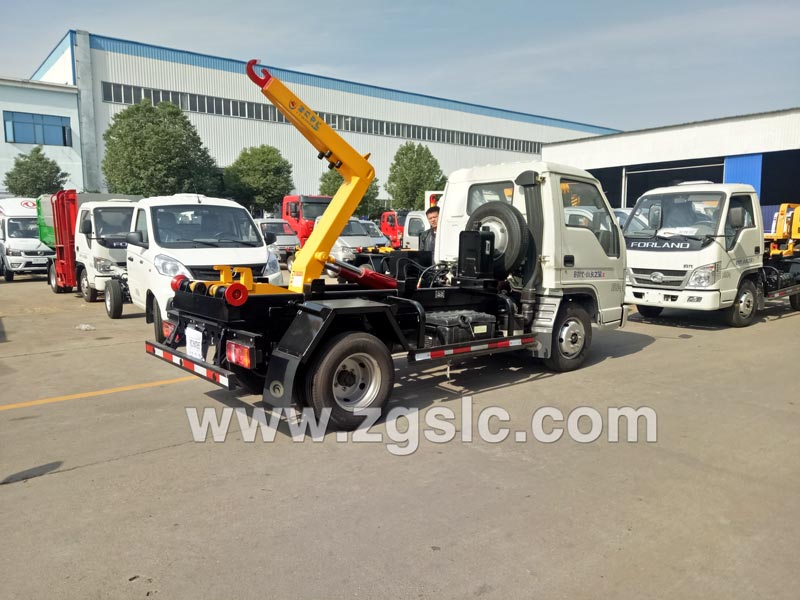 湖北程力集團時代小卡之星勾臂垃圾車