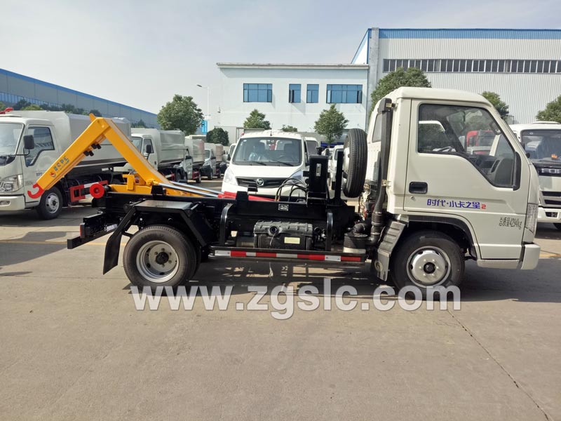 湖北程力集團時代小卡之星勾臂垃圾車