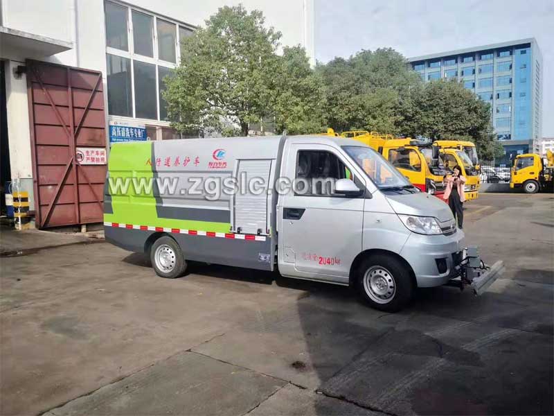 程力集團開瑞國六人行道養護車