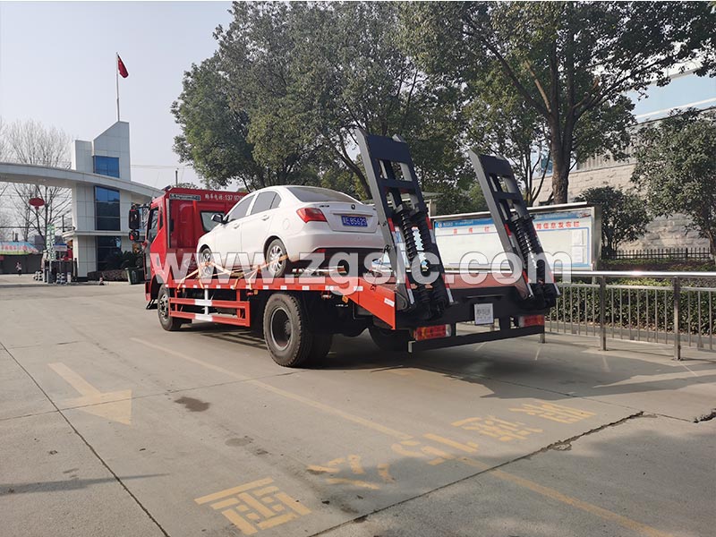 湖北程力專用汽車有限公司解放J6平板運輸車 湖北程力專用汽車有限公司解放J6平板運輸車