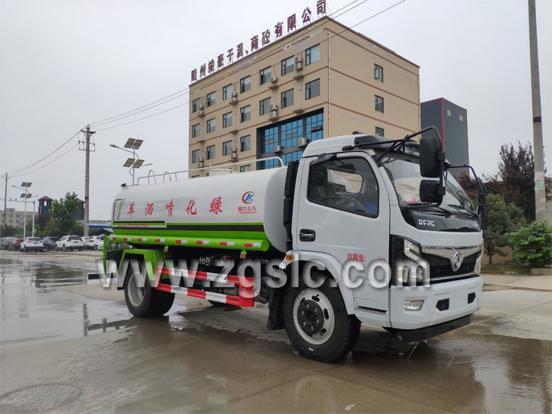 程力集團(tuán)東風(fēng)福瑞卡多功能綠化灑水車.jpg 程力集團(tuán)東風(fēng)福瑞卡多功能綠化灑水車.jpg