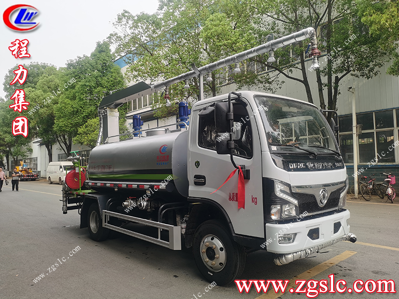 程力集團 4掃路車 拷貝.jpg