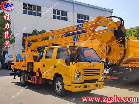 程力集團 掃路車2.jpg